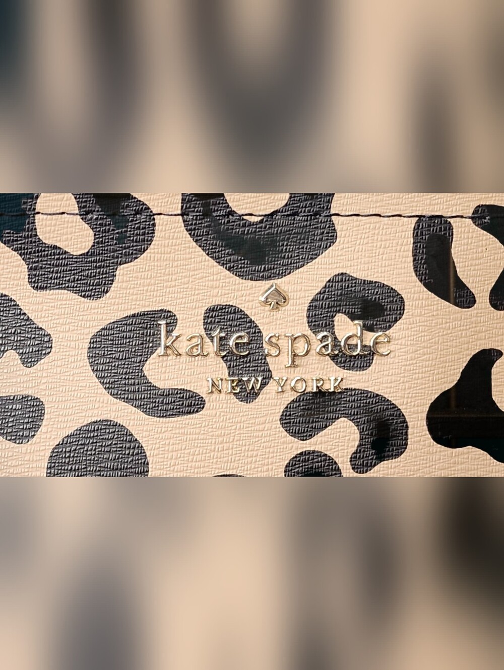 **SOLD**Kate Spade New York Darcy Graphic Leopard Large Satchel - Picture 15 of 16